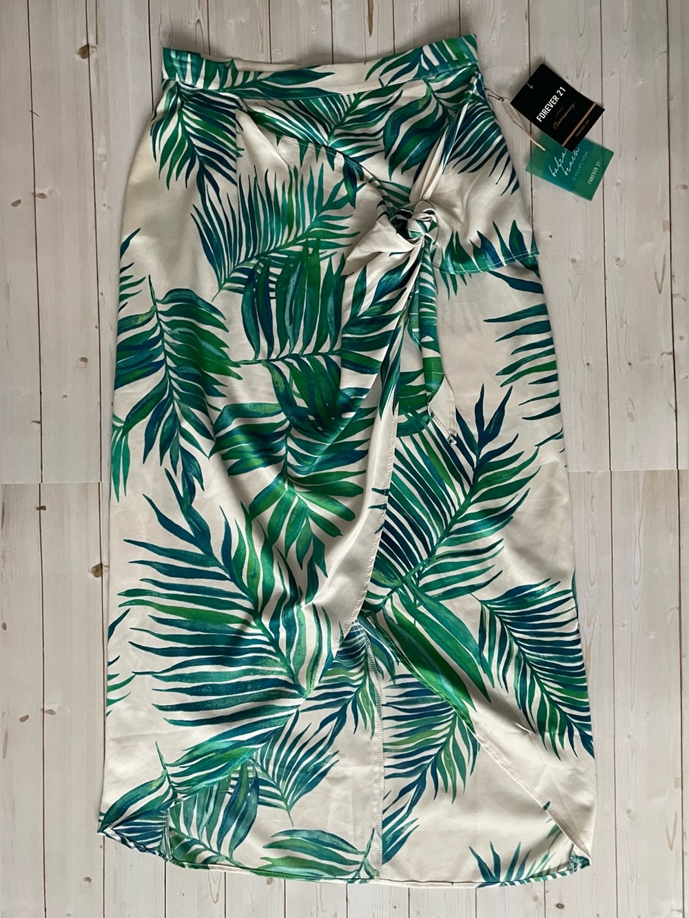 Forever 21 White Wrap Skirt with Teal & Green Palm Print